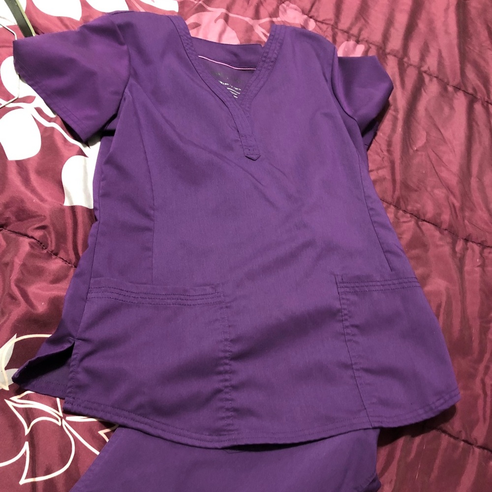 Purple label scrub set